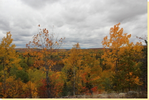 Close-up view west from Moose viewpoint 2016-10-14